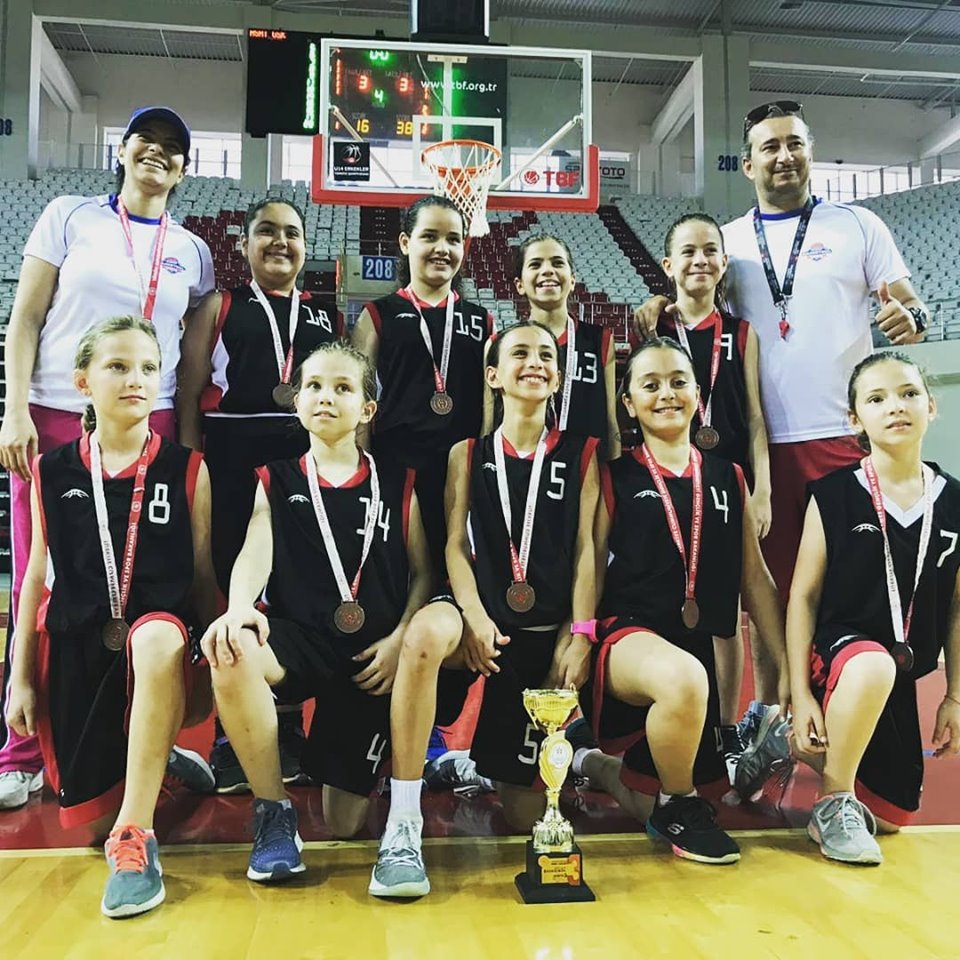 Akademi GSK U10 Kızları Antalya 3.sü Oldu